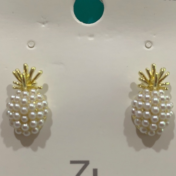 Pineapple Faux Pearl Alloy Earrings - Picture 2 of 5